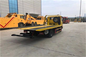 檀营非事故拖车